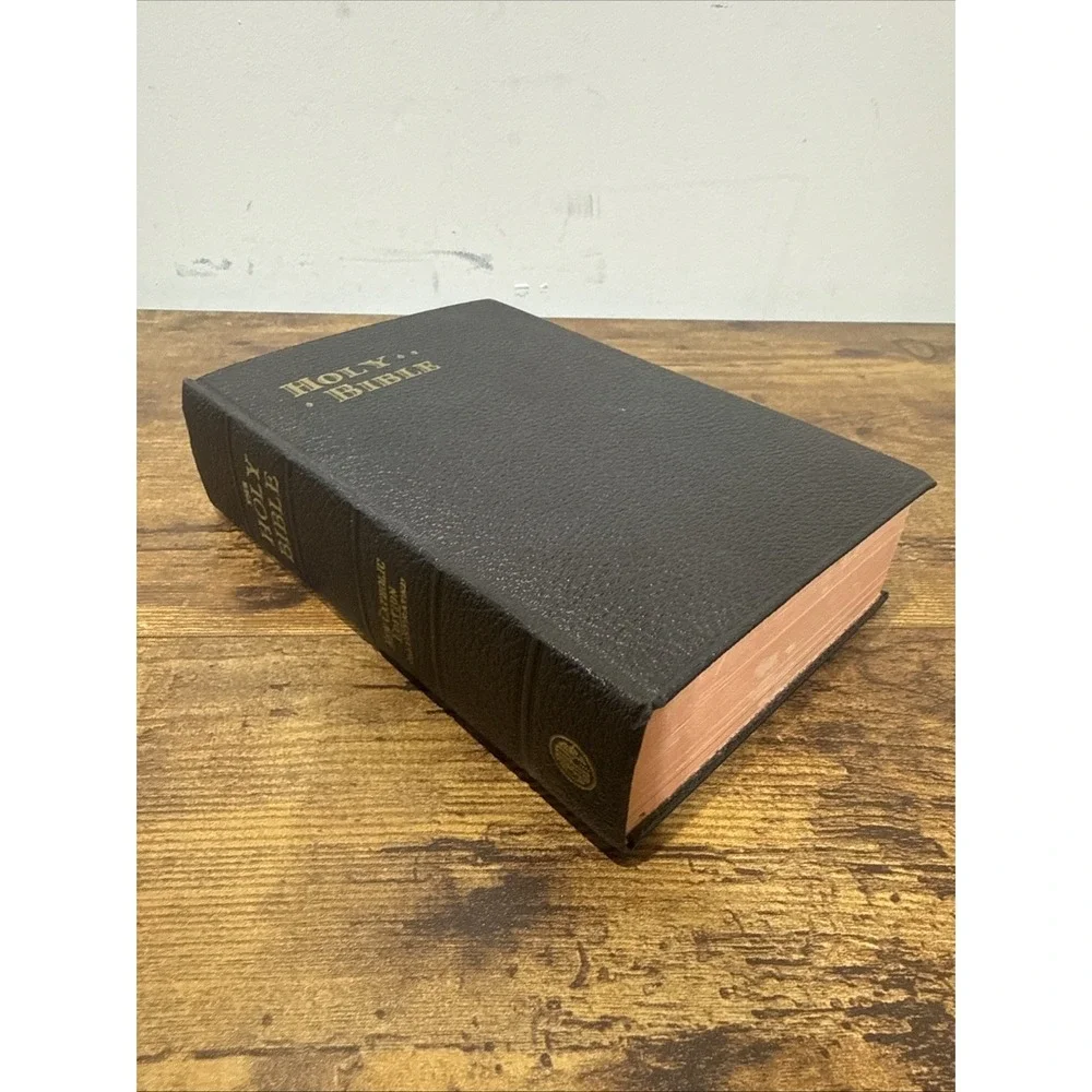 Holy Bible New Catholic Edition 1954 Illustrated Hardcover USA Printed